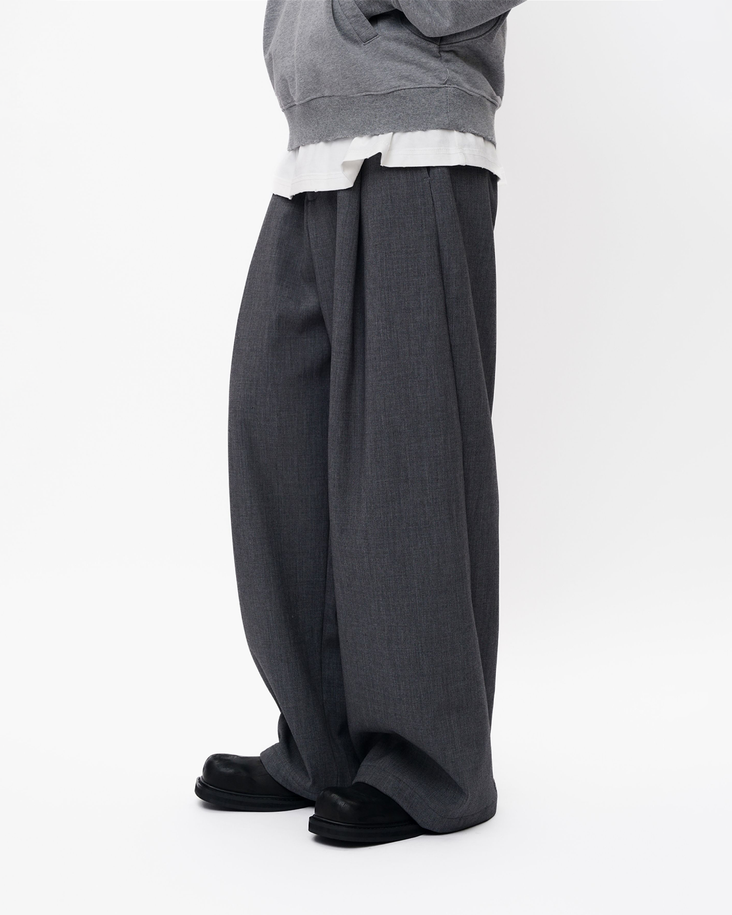 Classic Pleated Wide-Leg Trousers