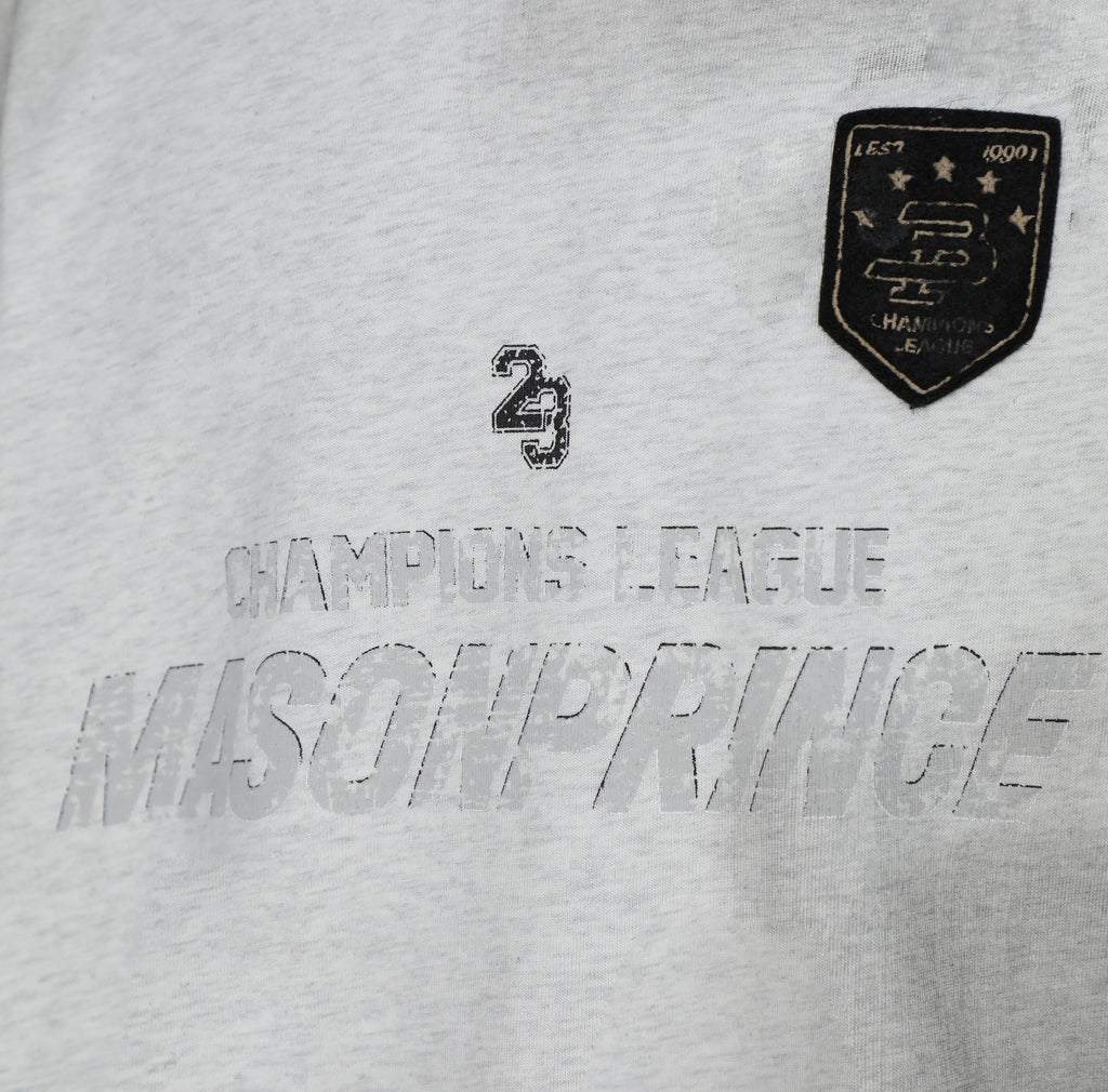 Retro damaged t-shirts