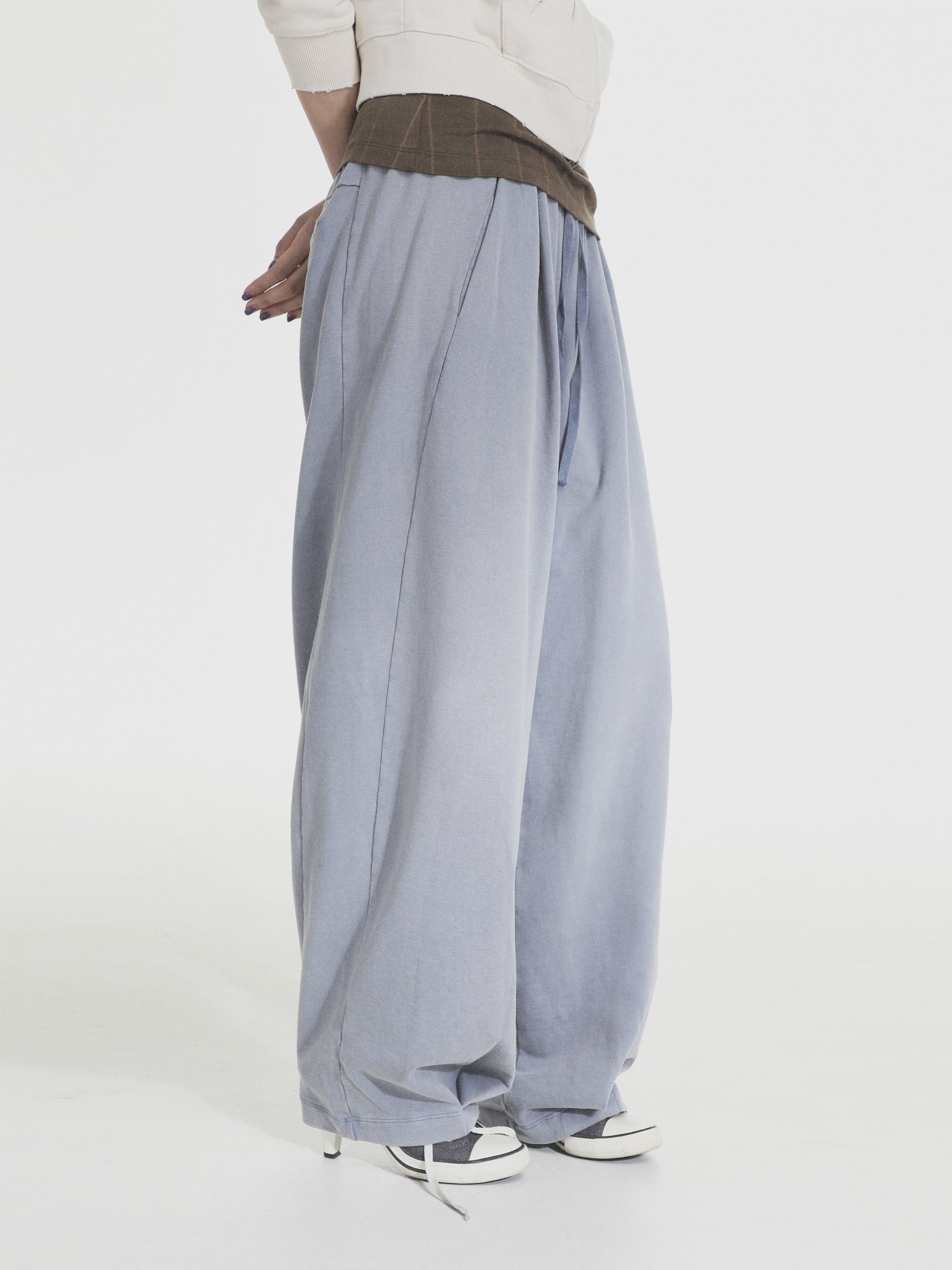 8 Patch Inverted Pleated Sweatpants