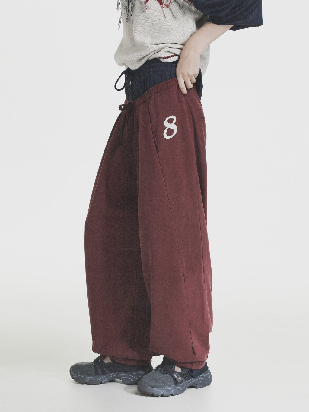 8 Patch Inverted Pleated Sweatpants