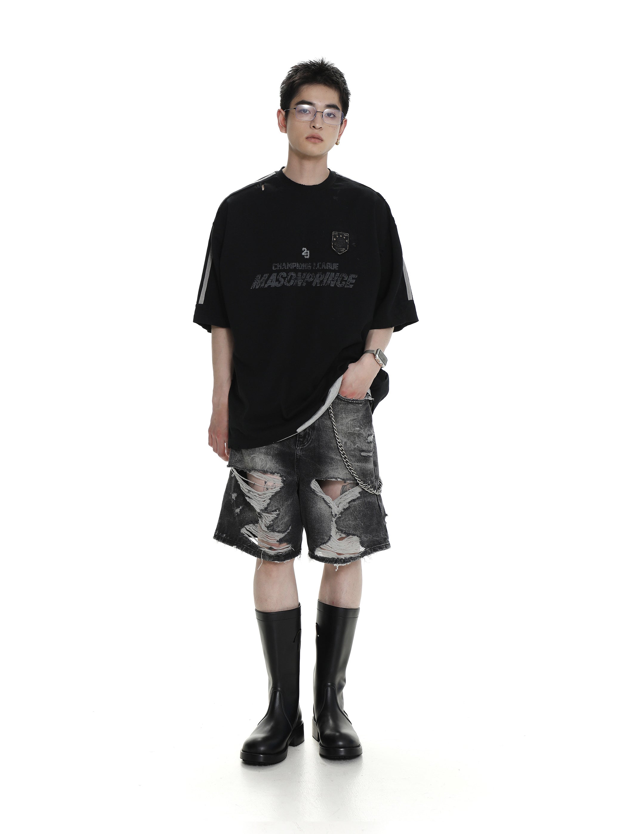 Retro damaged t-shirts