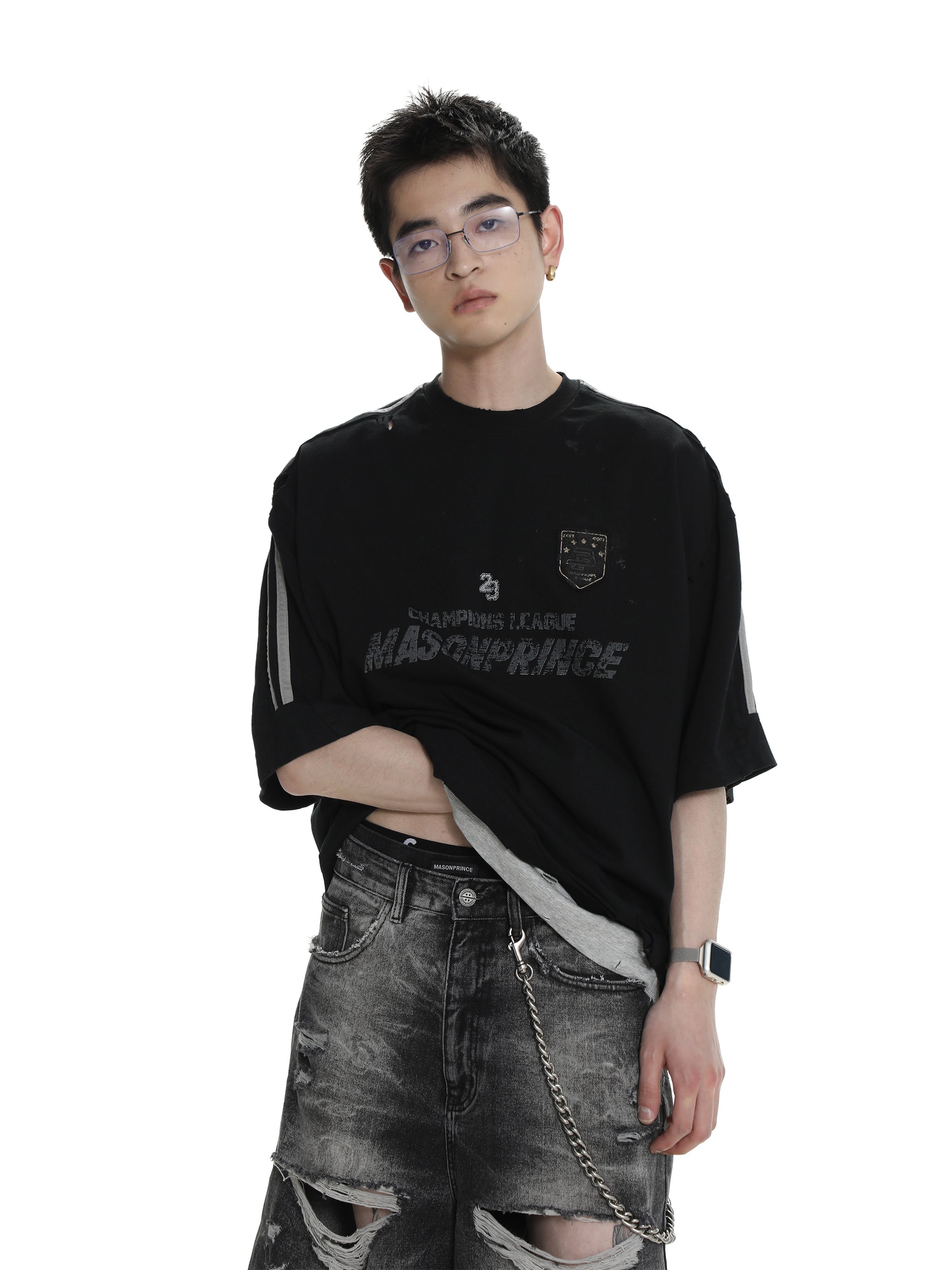 Retro damaged t-shirts