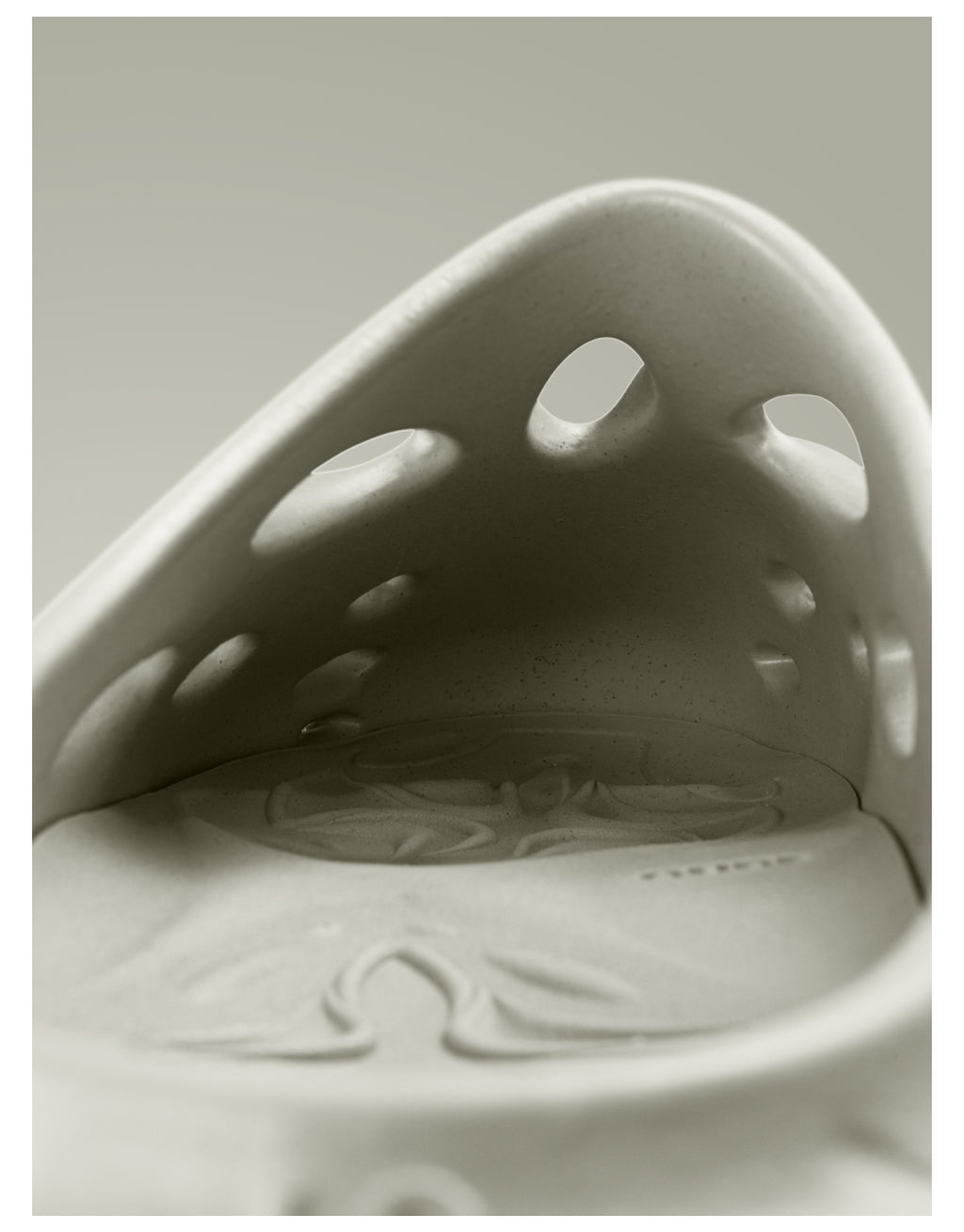 EQLZ® #1100 - Snow Lion