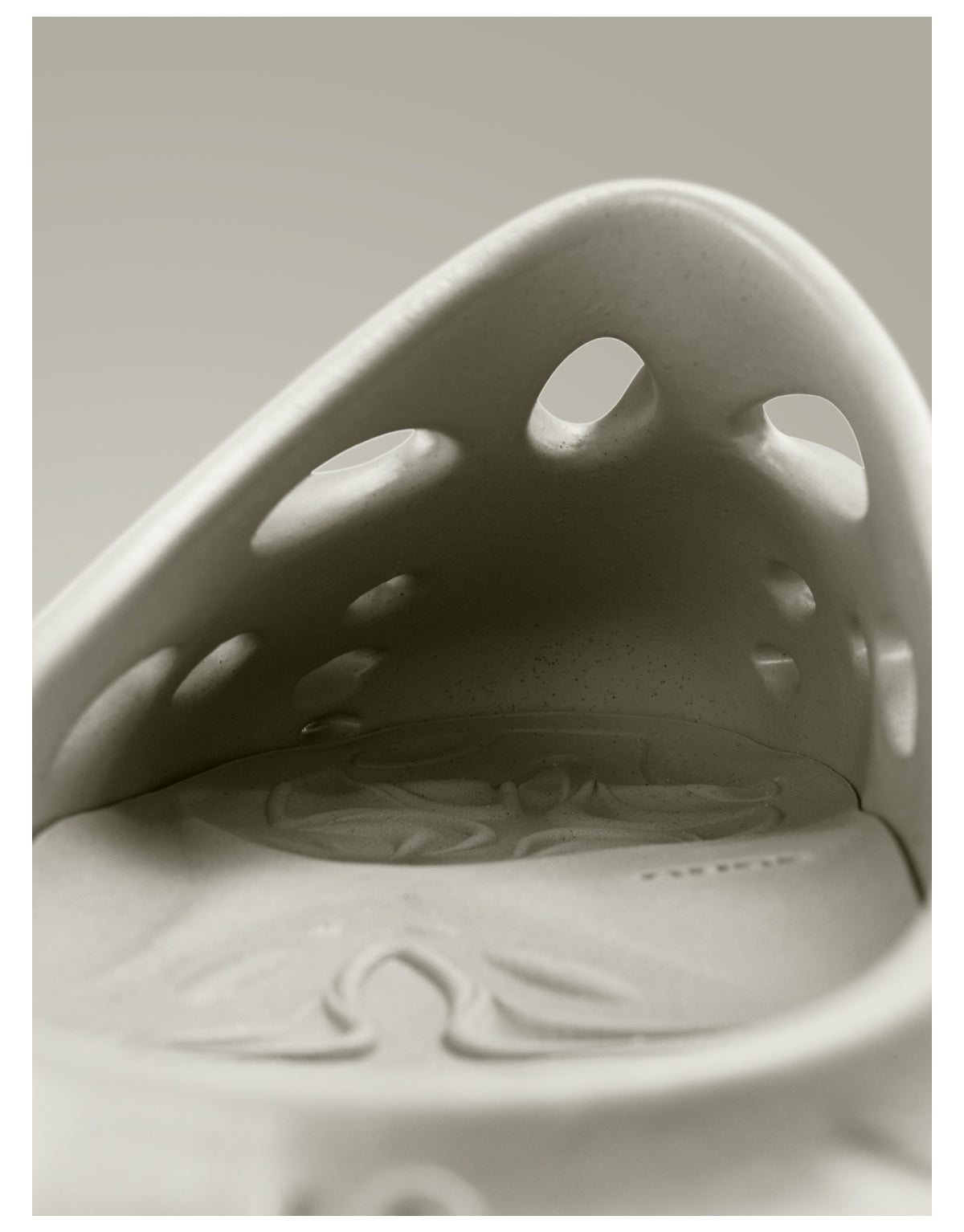 EQLZ® #1100 - Snow Lion