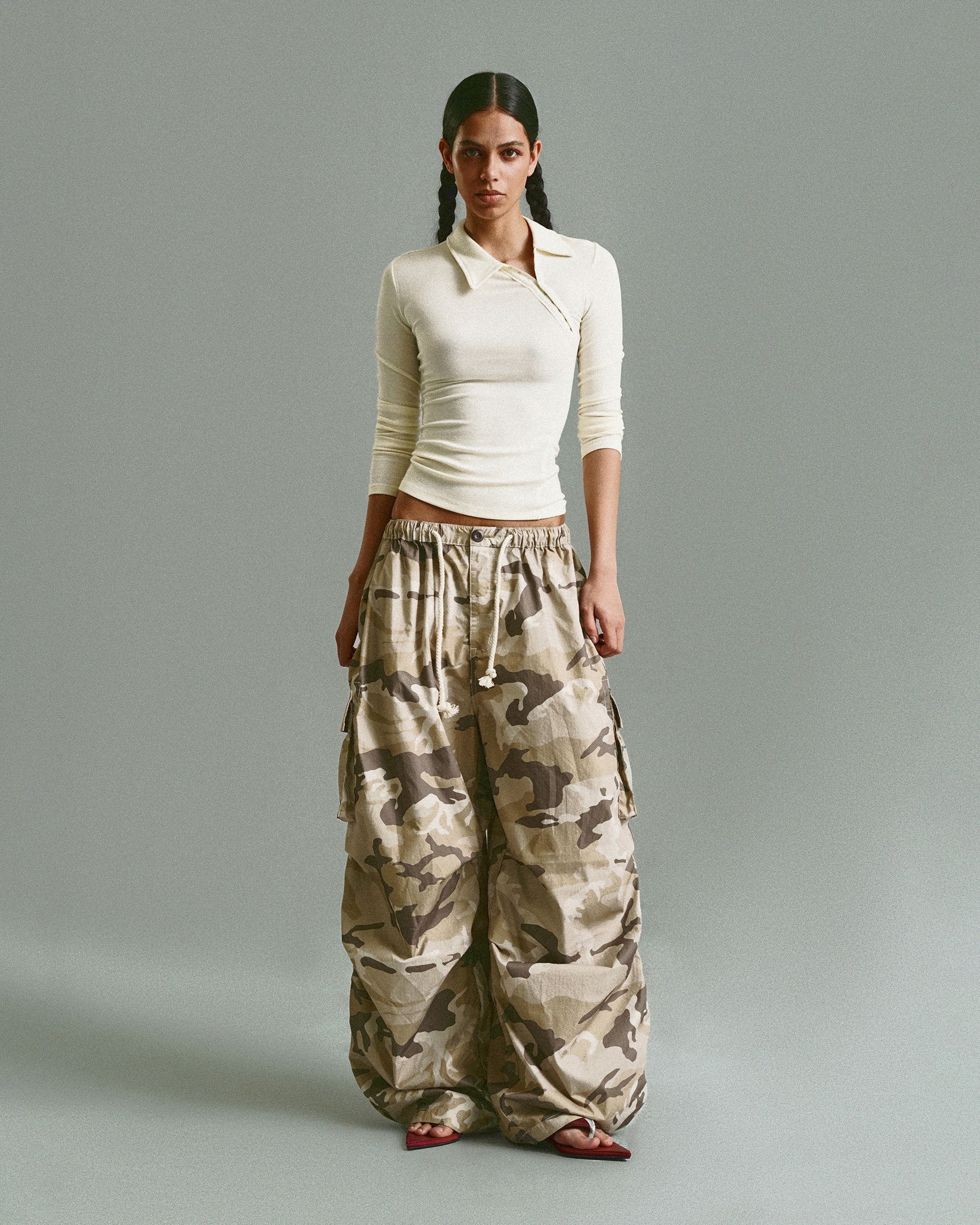 Explorer Camo Parachute Cargo