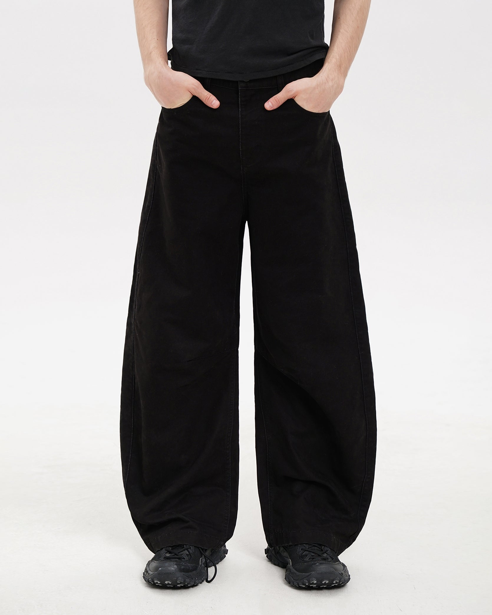 Black Barrel-Leg Cotton Pants