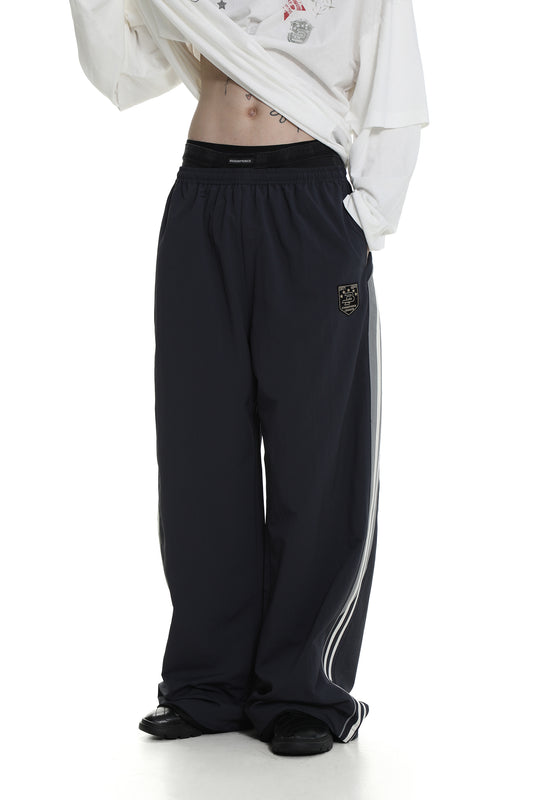 Classic Emblem Trackpants