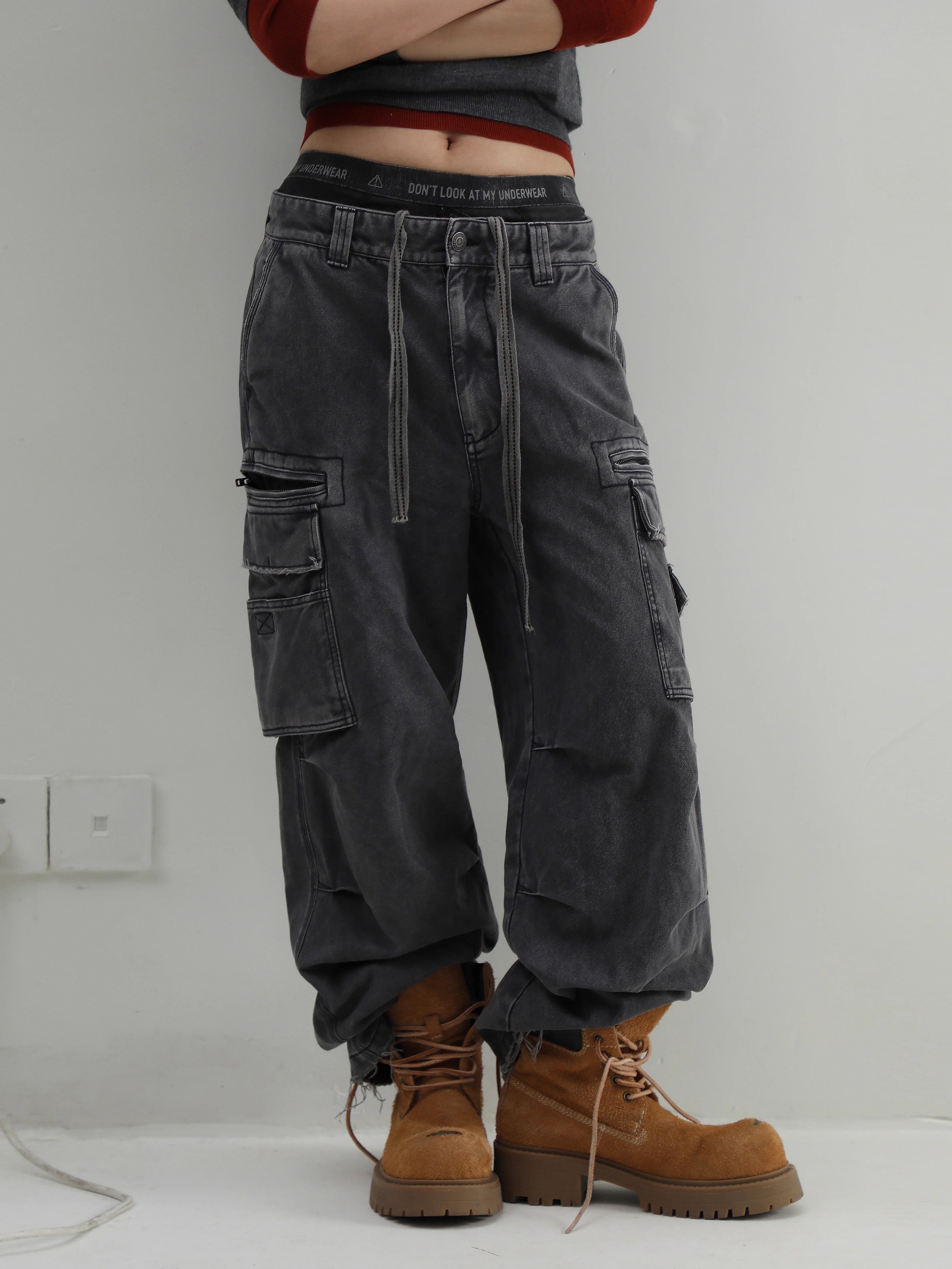 Detailed Riche Cargo Pants