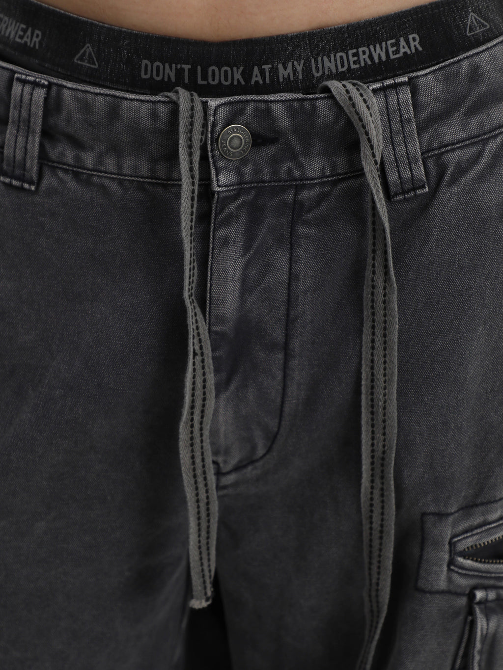 Detailed Riche Cargo Pants