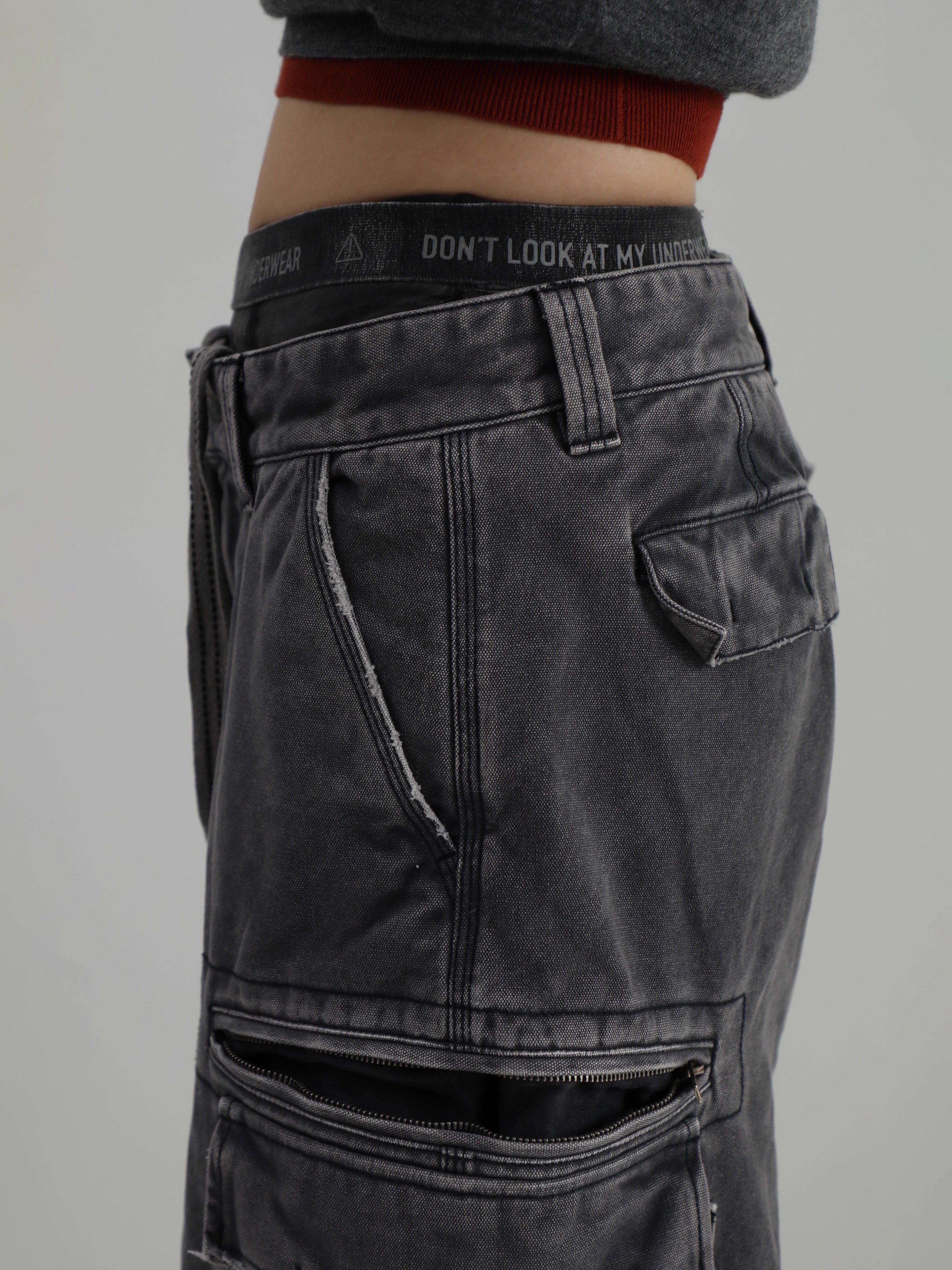 Detailed Riche Cargo Pants