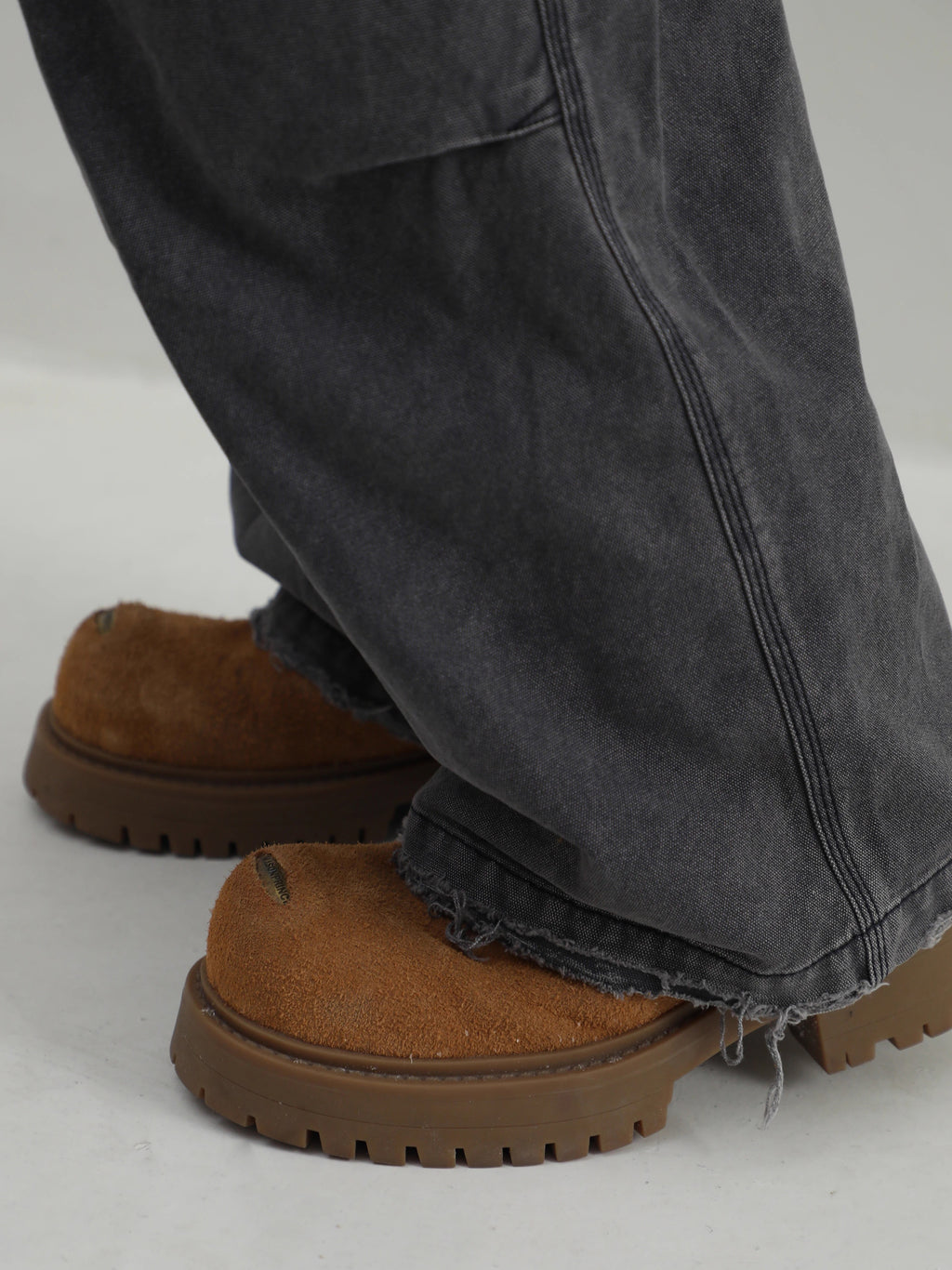 Detailed Riche Cargo Pants