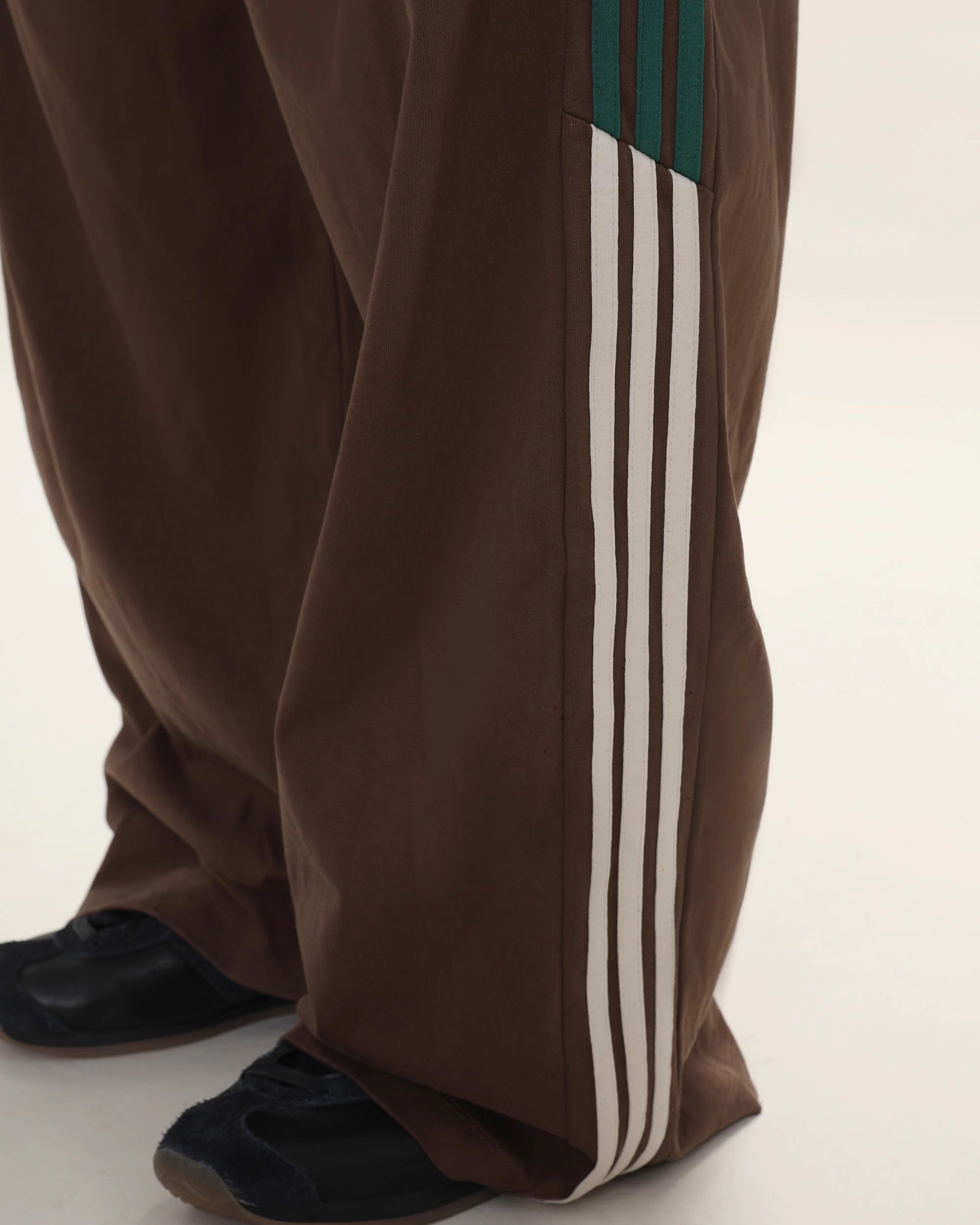 Large Stripes Sweatpants